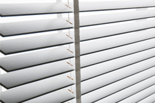 WOOD VENETIAN BLIND 25 MM