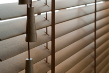 WOOD VENETIAN BLIND 35 MM