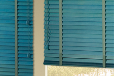 WOOD VENETIAN BLIND 50/70 MM